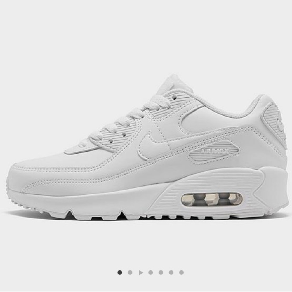 EUC Barely Used Nike Air Max 90 Casual Shoes Sneakers